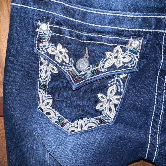 🌟New Girls Size:16 Miss Me Capri Jean🌟 - Picture 5 of 6